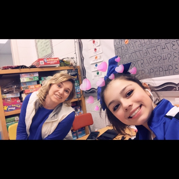 Meet your Posher, Amber - Picture 1 of 1